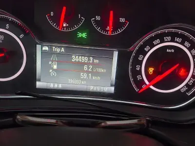 Używany Opel Insignia Innovation 163 KM (119 kW) 2014 Srebrny Kombi