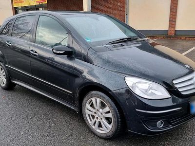 Usata Mercedes B180 109 CV (80 kW) 2007 Nero Monovolume