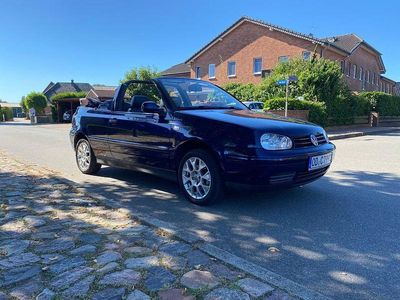 Gebraucht VW Golf Cabriolet Highline 90 PS (66 kW) 2001 Blau Cabrio