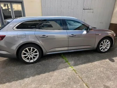 Gebraucht Renault Talisman Intens 160 PS (117 kW) 2017 Silber Kombi