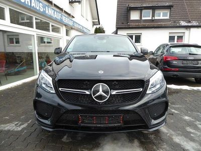 Schwarz Gebraucht 2018 Mercedes GLE350 AMG line SUV | 42.000 €