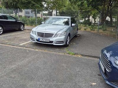 Gebraucht 2010 Mercedes E200 Avantgarde Limousine | 8.900 € (Fairer Preis)