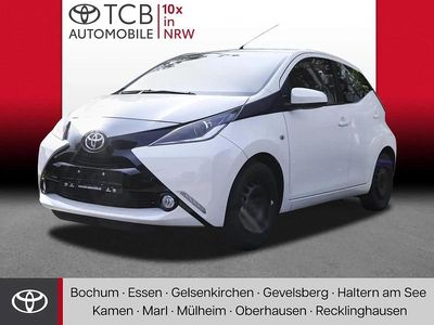 Second-hand Toyota Aygo Business Edition 69 CP (50 kW) 2017 Alb Hatchback