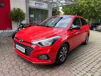 Gebraucht Hyundai i20 YES! 84 PS (61 kW) 2020 Rot Kleinwagen