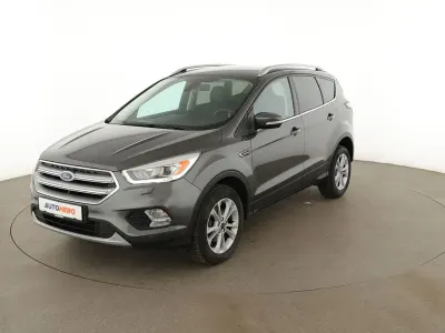 Gebraucht Ford Kuga Titanium 150 PS (110 kW) 2017 Grau SUV