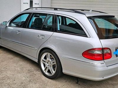 Mercedes E320