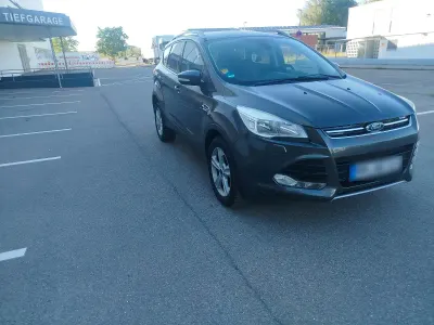 Gebraucht Ford Kuga 120 PS (88 kW) 2015 Grau SUV