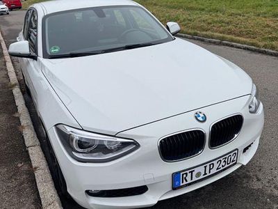 Gebraucht BMW 116 136 PS (100 kW) 2011 Weiß Kleinwagen