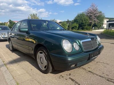 Mercedes E280