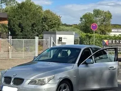 Gebraucht BMW 530 245 PS (180 kW) 2009 Silber Limousine