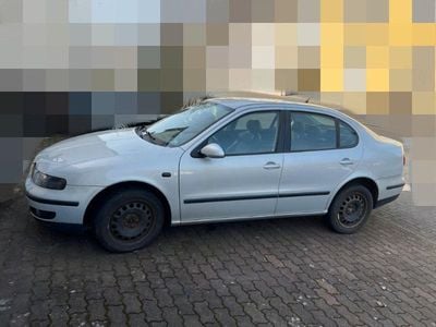 Gebraucht Seat Toledo 160 PS (117 kW) 2000 Silber Limousine