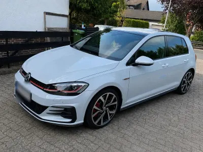 Gebraucht VW Golf VII GTI 245 PS (180 kW) 2018 Weiß Limousine