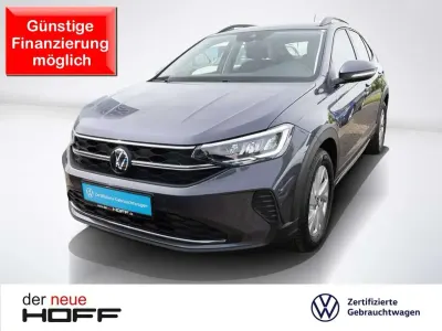 Neu VW Taigo Pro 95 PS (69 kW) 2025 Rauchgrau metallic SUV