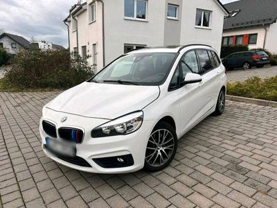 gebraucht BMW 220 F46 d Gran Touren vorne Antrieb