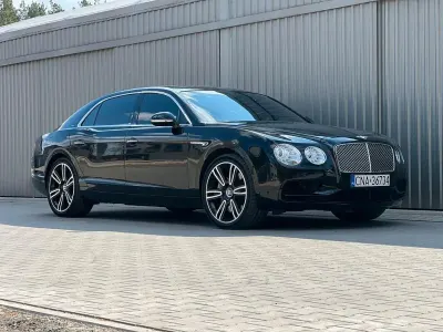 Gebraucht Bentley Flying Spur 521 PS (383 kW) 2017 Schwarz Limousine
