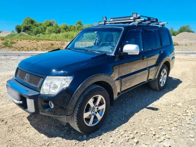 Gebraucht Mitsubishi Pajero 250 PS (183 kW) 2007 Schwarz SUV