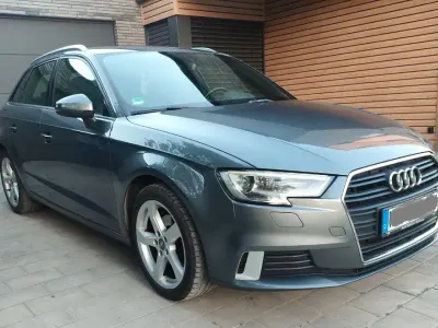 Gebraucht Audi A3 Sport 116 PS (85 kW) 2018 Grau Limousine