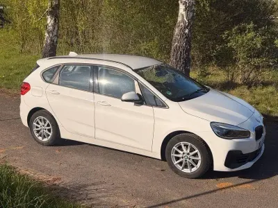 Gebraucht BMW 216 Active Tourer Advantage 109 PS (80 kW) 2020 Weiß Van / Kleinbus