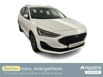 Używany Ford Focus Titanium 125 KM (91 kW) 2023 Biały Sedan/Limuzyna