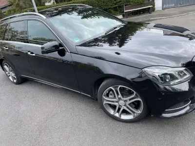 Gebraucht Mercedes E350 Avantgarde 258 PS (189 kW) 2015 Schwarz Kombi