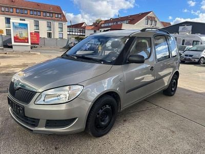 Blau Gebraucht 2010 Skoda Roomster Plus Edition Van / Kleinbus | 3.700 € (Fairer Preis)