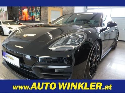 Porsche Panamera 4