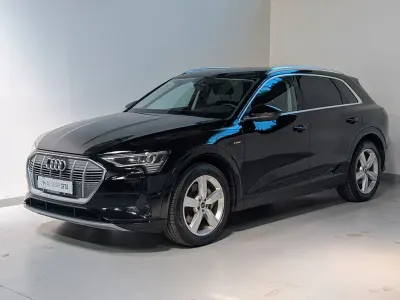 Gebraucht Audi e-tron Advanced 230 kW (313 PS) 2022 Brillantschwarz SUV