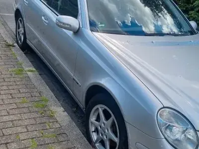 Gebraucht Mercedes E200