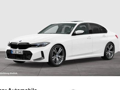 Weiß Gebraucht 2024 BMW 330 M Sport Limousine | 47.495 € (Fairer Preis)