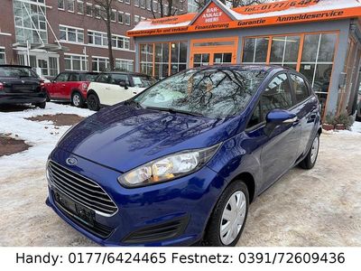 Gebraucht Ford Fiesta 82 PS (60 kW) 2015 Blau Kleinwagen