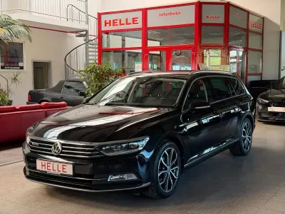 Gebraucht VW Passat Highline 239 PS (175 kW) 2015 Deep black perleffekt (metallic) Kombi