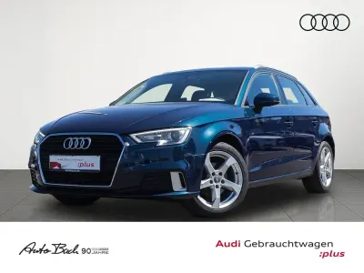 Gebraucht Audi A3 Sport 116 PS (85 kW) 2018 Kosmosblau metallic Limousine