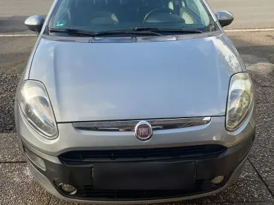 Gebraucht Fiat Punto Evo Active 77 PS (56 kW) 2010 Grau Kleinwagen