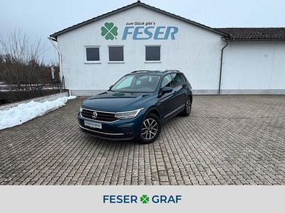 Gebraucht VW Tiguan Life 150 PS (110 kW) 2022 Nightshade blue metallic SUV