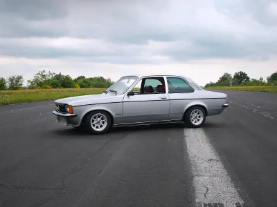 Gebraucht Opel Kadett S 60 PS (44 kW) 1978 Silber Coupé