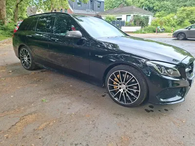 Gebraucht Mercedes C43 AMG AMG 367 PS (269 kW) 2017 Schwarz Kombi