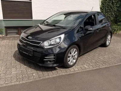 Gebraucht Kia Rio DREAM-TEAM Edition 84 PS (61 kW) 2016 Schwarz Kleinwagen