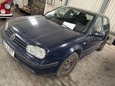 VW Golf IV