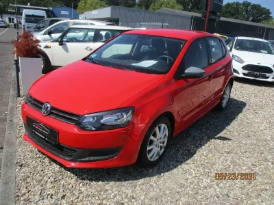 Gebraucht VW Polo Trendline 60 PS (44 kW) 2013 Rot Kleinwagen