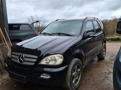 Gebraucht Mercedes ML270 Edition 163 PS (119 kW) 2004 Schwarz SUV
