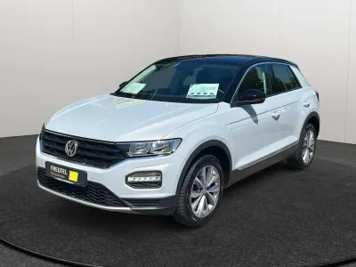 Gebraucht VW T-Roc Style 116 PS (85 kW) 2019 White silver metallic SUV