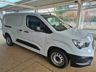 Gebraucht Opel Combo 105 PS (77 kW) 2022 Weiß Van / Kleinbus