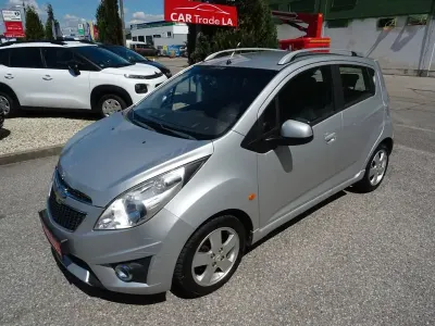 Gebraucht Chevrolet Spark LT 82 PS (60 kW) 2010 Silber Kleinwagen