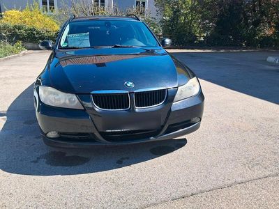 Gebraucht BMW 318 140 PS (102 kW) 2007 Schwarz Kombi