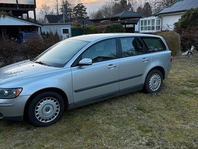 Second-hand Volvo V50 125 CP (91 kW) 2005 Argintiu Break