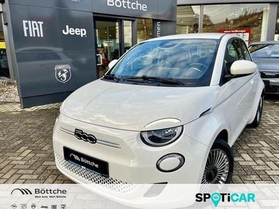 Gebraucht Fiat 500e 86 kW (118 PS) 2023 Arktis weiß Kleinwagen
