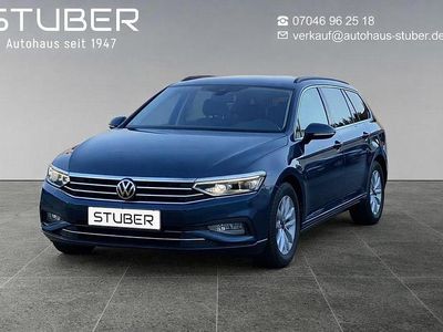 Aquamarinblau metallic Gebraucht 2023 VW Passat Business Kombi | 26.880 € (Fairer Preis)