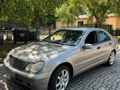 Gebraucht Mercedes C180 142 PS (104 kW) 2003 Grau Limousine