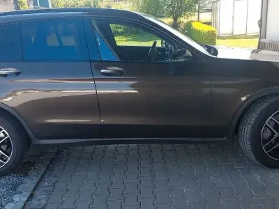 Gebraucht Mercedes GLC250 AMG line 204 PS (150 kW) 2017 Braun SUV