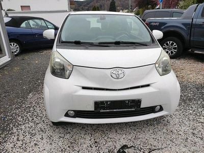 Gebraucht Toyota iQ 68 PS (50 kW) 2009 Weiß Kleinwagen